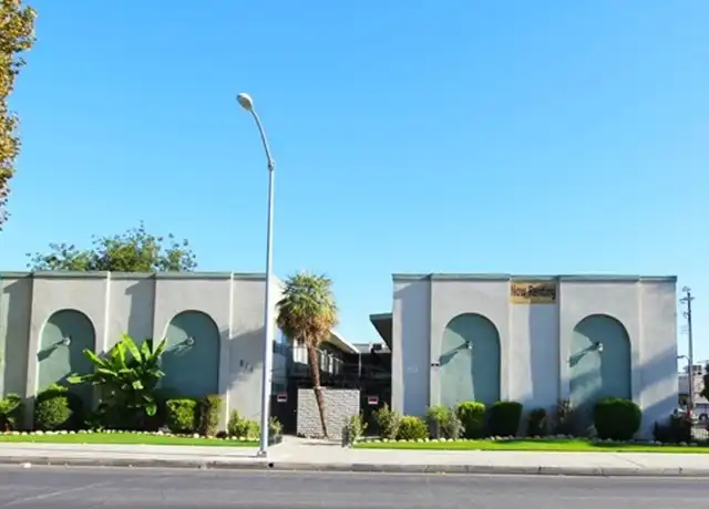 Property at 814 17th St Unit 10, Bakersfield, CA, 93301, 1 bed, 1 bath, [object Object]