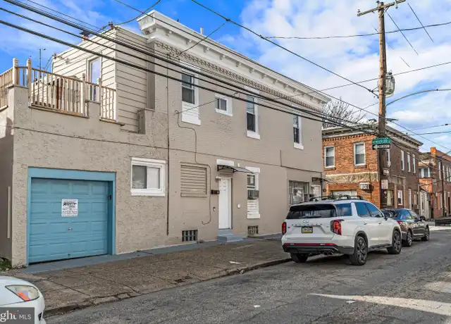 Property at 2001 S Hemberger St Unit 2ND FL, Philadelphia, PA, 19145, 3 beds, 1 bath, [object Object]