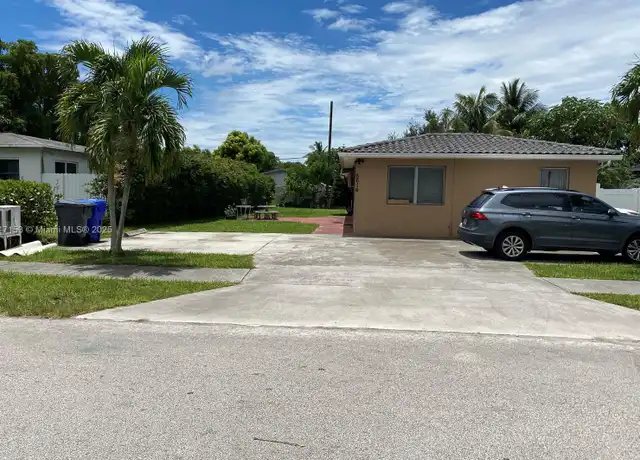 Property at 5616 Arthur St, Hollywood, FL, 33021, 1 bed, 1 bath, [object Object]