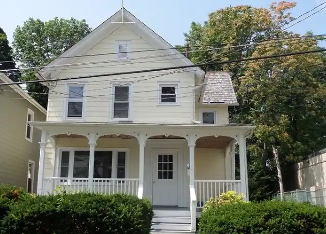 Property at 18 Washington St #2, Newton, NJ, 07860, 1 bed, 1 bath, [object Object]