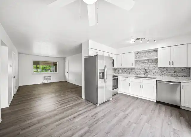 Property at 4707 Fishcreek Rd Unit 4, Stow, OH, 44224, 2 beds, 1 bath, [object Object]