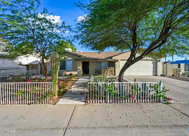 Property at 5833 W John Cabot Rd, Glendale, AZ, 85308, 3 beds, 2.5 baths, [object Object]
