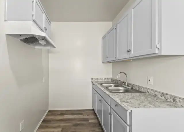 Property at 842 W 83rd St, Los Angeles, CA, 90044, 0 beds, 1 bath, [object Object]