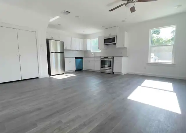 Property at 7804 Crestview Dr Unit A, Houston, TX, 77028, 3 beds, 2 baths, [object Object]