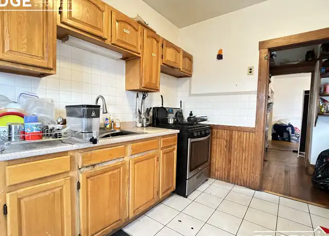 Property at 19 Long Ave Unit 3, Boston, MA, 02134, 3 beds, 1 bath, [object Object]