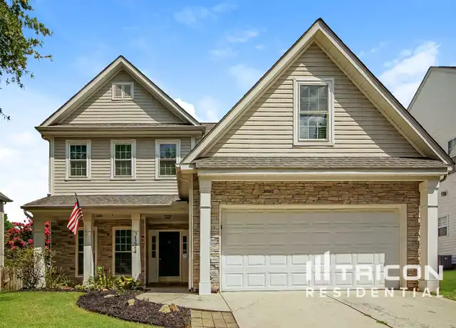 Property at 2324 Oakdale Creek Ln, Charlotte, NC, 28216, 4 beds, 2.5 baths, [object Object]