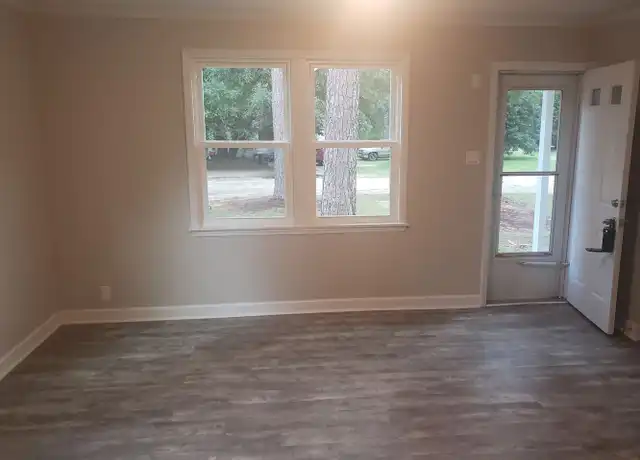 Property at 1 Country Squire Ct, Sumter, SC, 29154, 3 beds, 1 bath, [object Object]