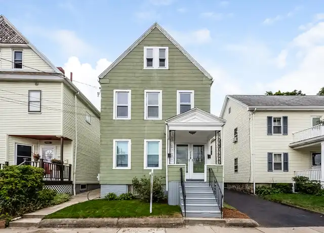 Property at 244 Sycamore St Unit 2, Watertown, MA, 02472, 2 beds, 1 bath, [object Object]