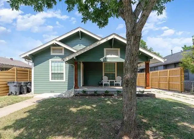 Property at 1030 S Bishop Ave Unit B, Dallas, TX, 75208, 1 bed, 1 bath, [object Object]