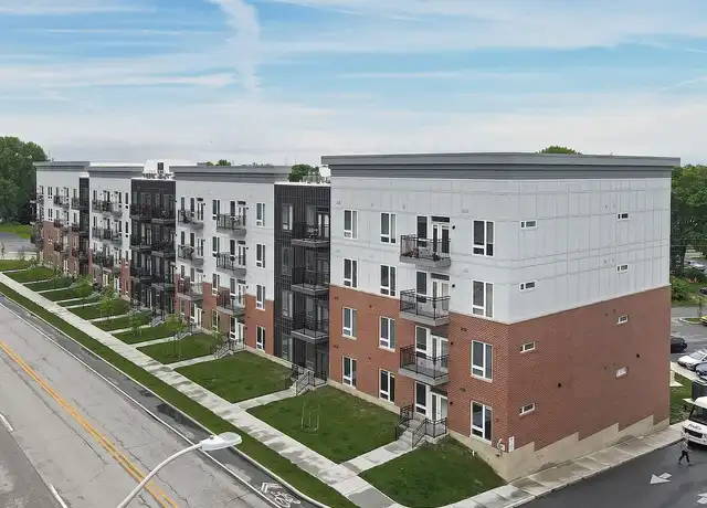 Property at Riverview - 460 N White River Parkway Dr W, Indianapolis, IN, 46222, 2 beds, 1-2 bath, [object Object]