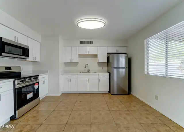 Property at 7816 W Flower St, Phoenix, AZ, 85033, 3 beds, 2 baths, [object Object]