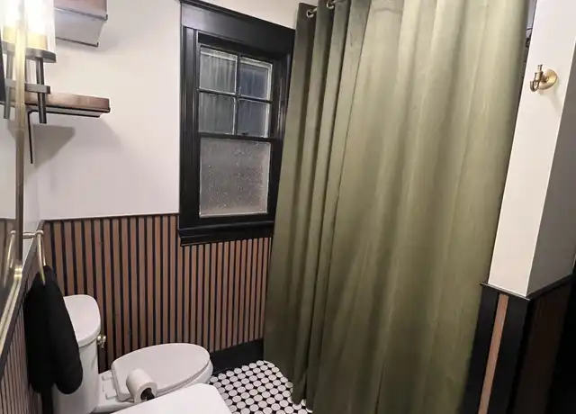 Property at 505 Stinard Ave Unit 505, Syracuse, NY, 13207, 4 beds, 2 baths, [object Object]