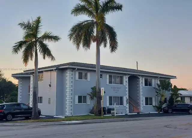 Property at 5801 NE 18th Ave Unit 3, Fort Lauderdale, FL, 33334, 1 bed, 1 bath, [object Object]