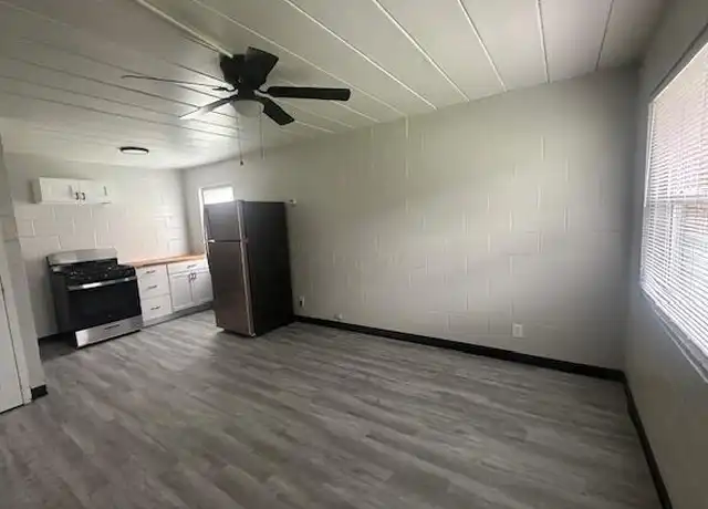 Property at 136 Brunson Ave, Columbus, OH, 43203, 1 bed, 1 bath, [object Object]