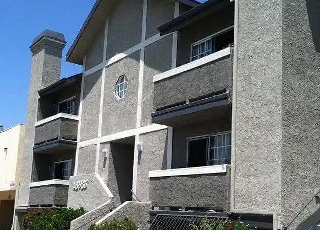 Property at Vanowen Manor Apartments - 13935 Vanowen St, Van Nuys, CA, 91405, 2 beds, 2 baths, [object Object]