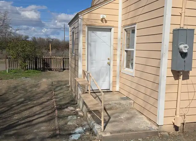 Property at 30470 Margaret Ave, Umatilla, OR, 97882, 2 beds, 1 bath, [object Object]