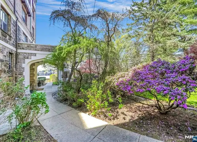 Property at 100 E Palisade Ave Unit A24, Englewood, NJ, 07631, 2 beds, 1 bath, [object Object]