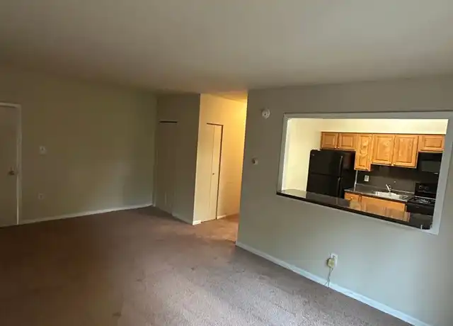 Property at 824 Providence Rd Unit C306, Clifton Heights, PA, 19018, 1 bed, 1 bath, [object Object]
