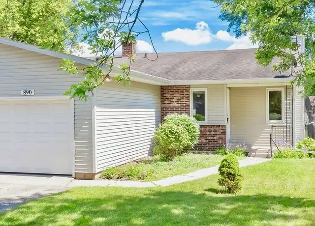 Property at 890 West Ave, Woodstock, IL, 60098, 2 beds, 1.5 baths, [object Object]