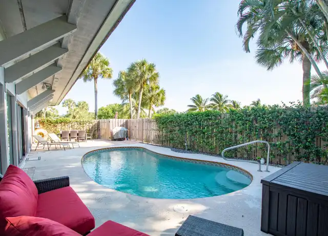 Property at 11792 Wimbledon Cir, Wellington, FL, 33414, 2 beds, 2 baths, [object Object]