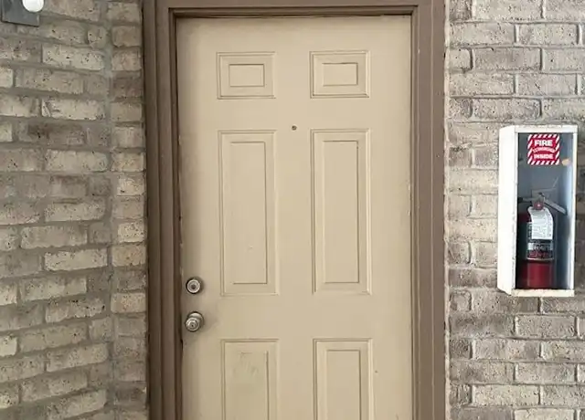 Property at 3316 Guadalupe St #212, Austin, TX, 78705, 1 bed, 1 bath, [object Object]