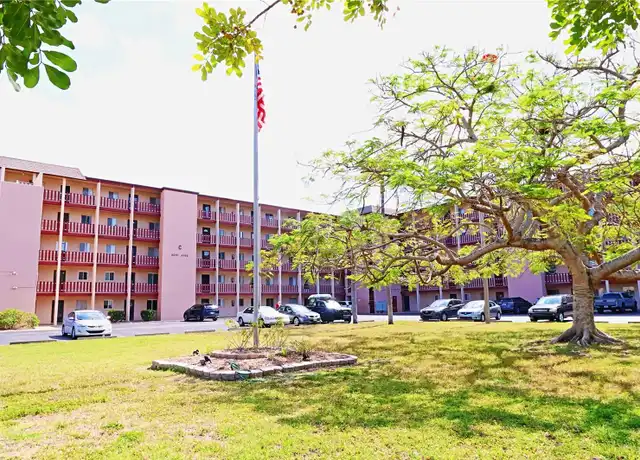 Property at 4109 Lake Bayshore Dr #407, Bradenton, FL, 34205, 1 bed, 1 bath, [object Object]