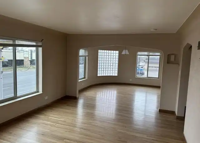 Property at 8100 W Colfax Ave, Lakewood, CO, 80214, 2 beds, 1 bath, [object Object]