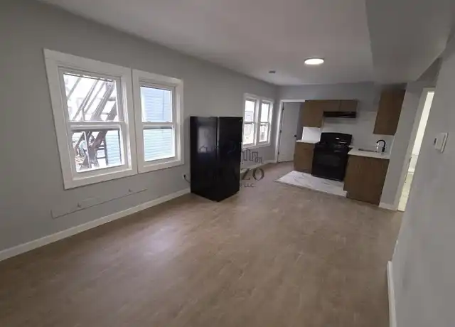 Property at 145 Vermont Ave Unit 2C, Newark, NJ, 07106, 4 beds, 1.5 baths, [object Object]
