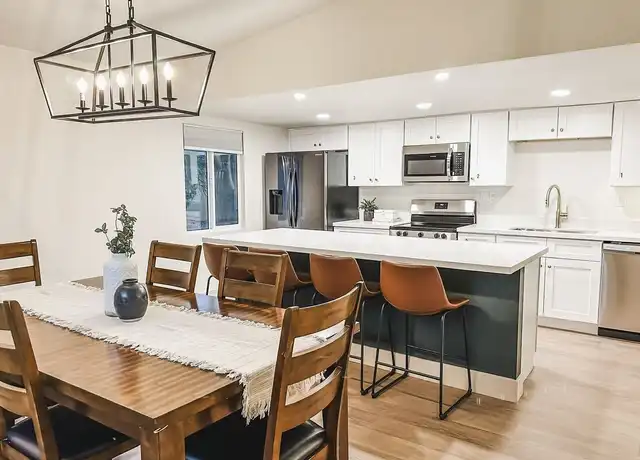 Property at 13844 N 11th St, Phoenix, AZ, 85022, 1 bed, 1 bath, [object Object]