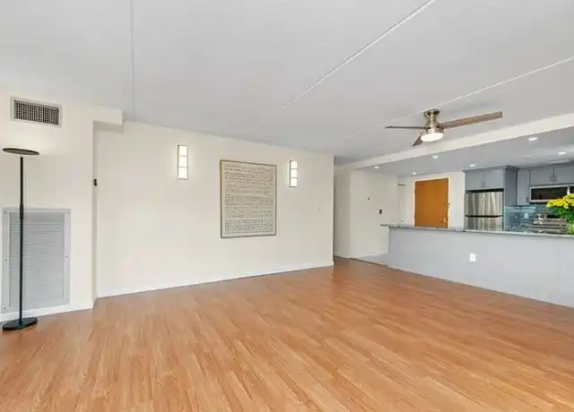 Property at 100 Ledgewood Dr, Stoneham, MA, 02180, 2 beds, 2 baths, [object Object]