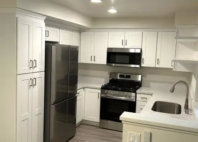 Property at 12253 Carmel Vista Rd #181, San Diego, CA, 92130, 1 bed, 1 bath, [object Object]