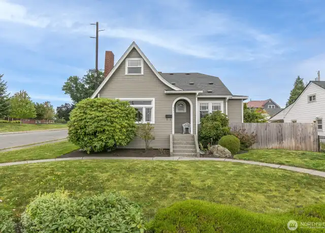 Property at 431 Avenue F, Snohomish, WA, 98290, 5 beds, 3 baths, [object Object]