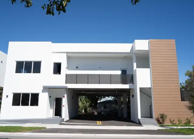 Property at 500 Foster Rd Unit B, Hallandale Beach, FL, 33009, 3 beds, 2 baths, [object Object]