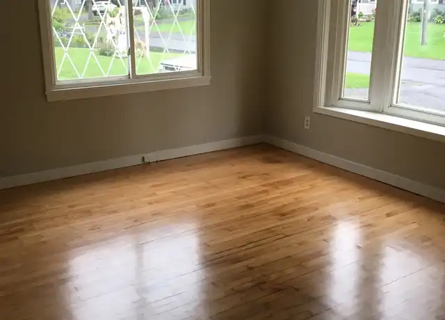 Property at 103 Ivon Dr, Syracuse, NY, 13212, 3 beds, 1 bath, [object Object]
