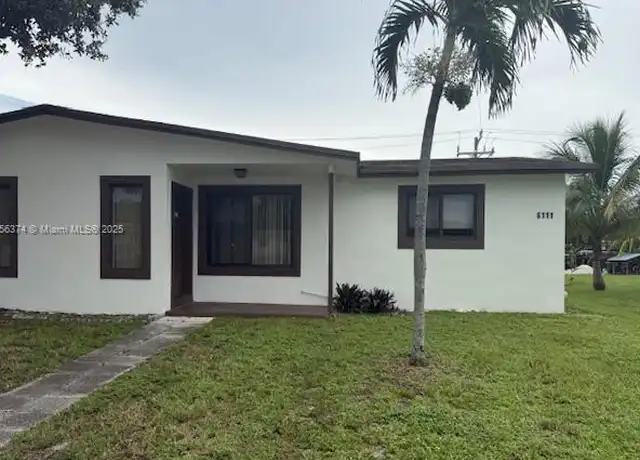 Property at 6111 SW 39th Ct #2, Davie, FL, 33314, 2 beds, 1 bath, [object Object]