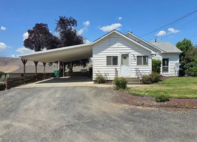Property at 1406 29th St, Lewiston, ID, 83501, 2 beds, 1.5 baths, [object Object]