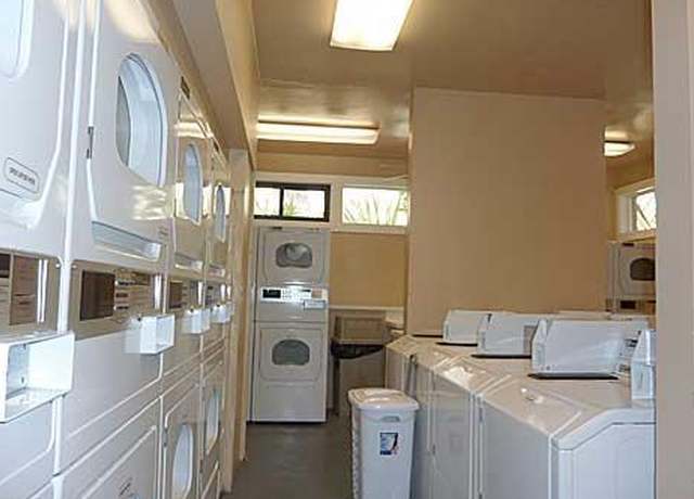 Photo of 300 Glenwood Cir #148, Monterey, CA 93940