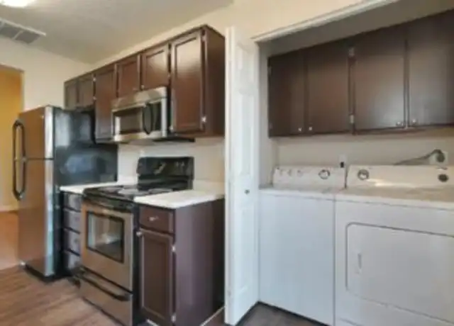 Property at 13421 N 43rd Ave, Phoenix, AZ, 85029, 2 beds, 2 baths, [object Object]