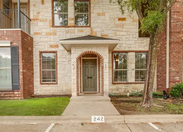 Property at 242 Forest Dr, College Station, TX, 77840, 3 beds, 3 baths, [object Object]