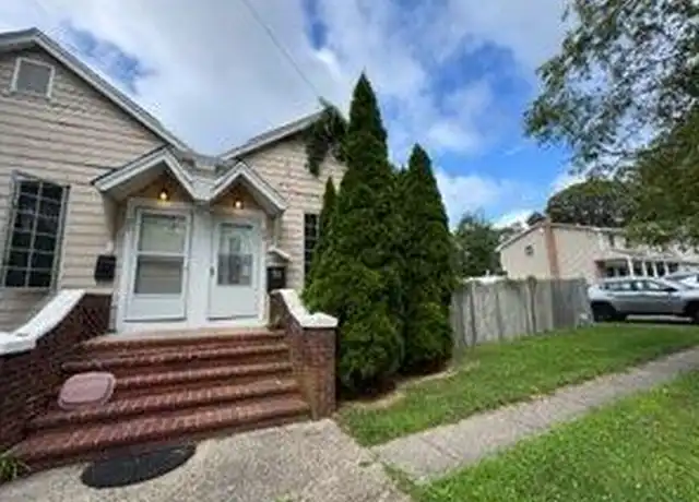 Property at 35 Washington Ave #33, Ronkonkoma, NY, 11779, 2 beds, 1 bath, [object Object]