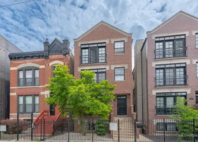 Property at 333 S Leavitt St Unit G, Chicago, IL, 60612, 2 beds, 2 baths, [object Object]