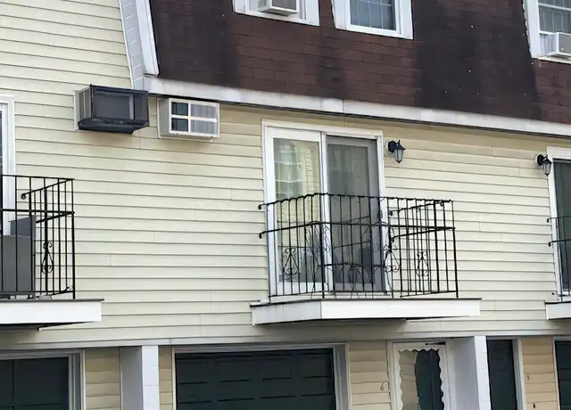 Property at 1237 Pawtucket Blvd #6, Lowell, MA, 01854, 2 beds, 1.5 baths, [object Object]