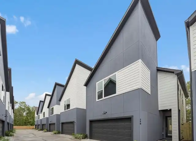 Property at 28G Bucan St Unit G, Houston, TX, 77076, 3 beds, 2.5 baths, [object Object]