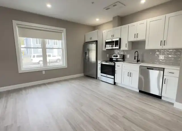 Property at 5 Washington Ave, Revere, MA, 02151, 1 bed, 1 bath, [object Object]
