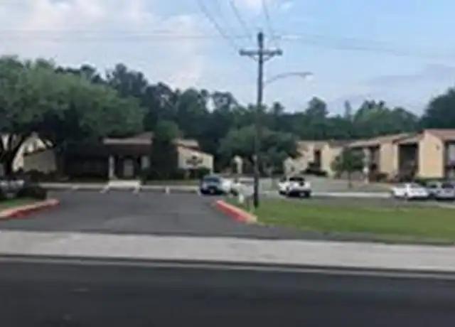 Property at 2800 Victory Dr Unit 111, Marshall, TX, 75672, 1 bed, 1 bath, [object Object]