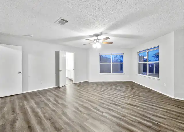Property at 107 Gayleh Ln, Waxahachie, TX, 75165, 3 beds, 3.5 baths, [object Object]