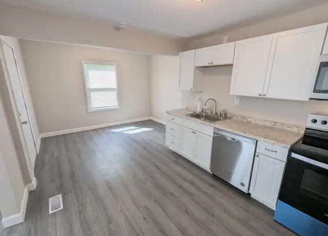 Property at 10256 Ashbrook Dr, Saint Louis, MO, 63137, 3 beds, 1 bath, [object Object]