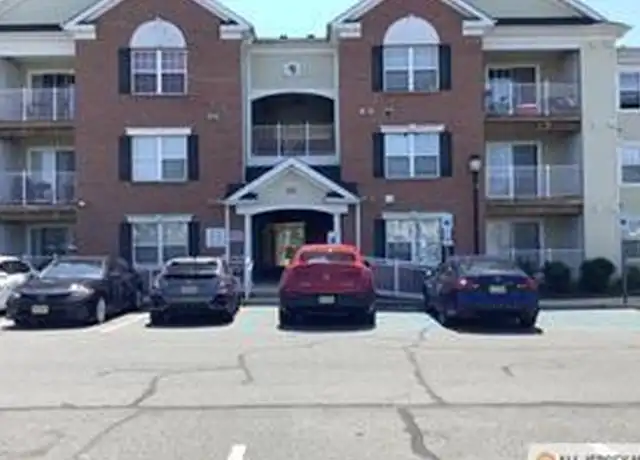 Property at 931 Cedar Ct Unit 931, New Brunswick, NJ, 08901, 2 beds, 2 baths, [object Object]