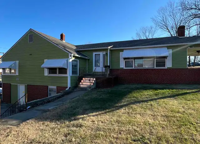 Property at 701 S Holden St, Warrensburg, MO, 64093, 6 beds, 2 baths, [object Object]
