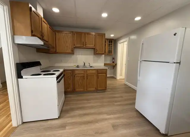 Property at 63 Holten St Unit 2, Danvers, MA, 01923, 2 beds, 1 bath, [object Object]